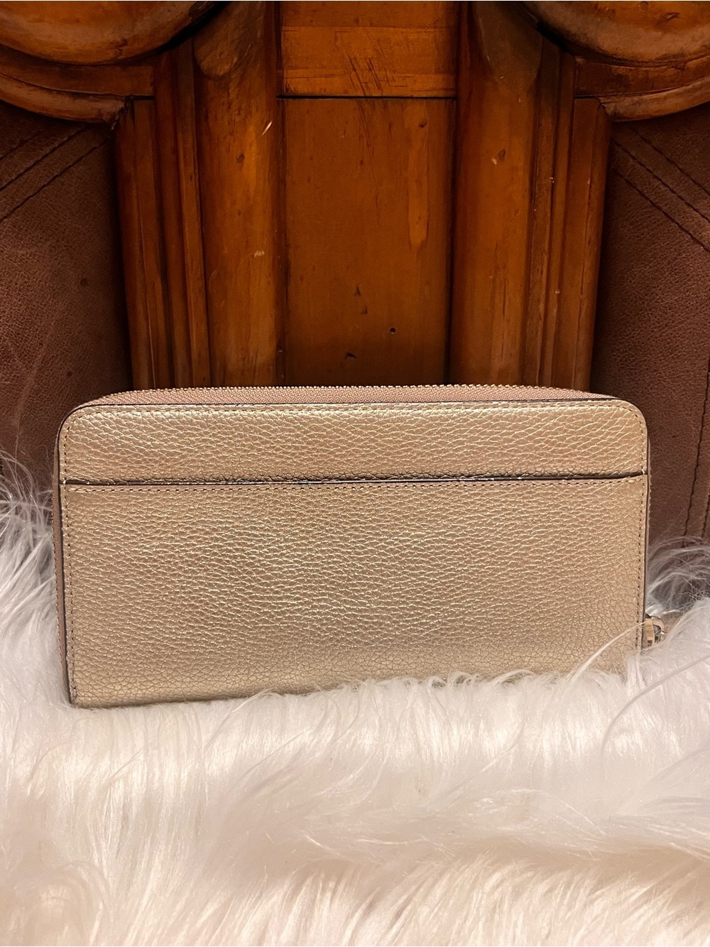Coach Metallic Gold pebbled leather accordion Zip-Around Wallet - Picture 4 of 10